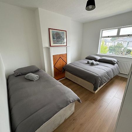 Nice Triple Room At 2 Iveragh Rd-7 Dublin Bagian luar foto